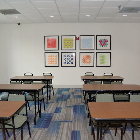 Holiday Inn Express Hotel And Suites Abilene By Ihg מראה חיצוני תמונה